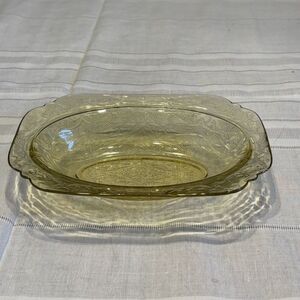 Federal Glass Madrid Vintage Amber Yellow Glow 10" Oval Vegetable Bowl 1932-1939